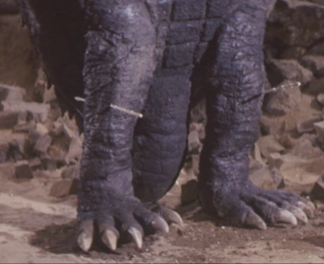 File:Gamera - 5 - vs Jiger - 21 - Gamera gets some sticks in his limbs thanks to Jiger.png