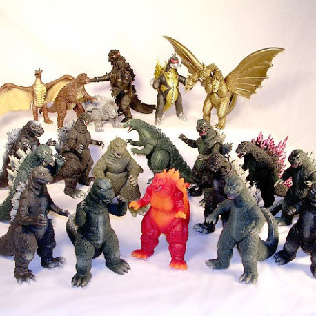 File:Godzilla Mem' Box Figures.jpg