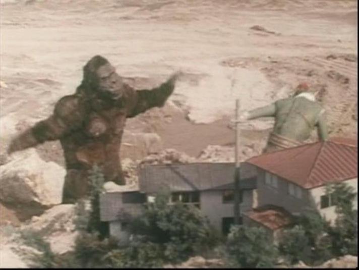 File:'Gorilla' and Greenman fighting.jpg