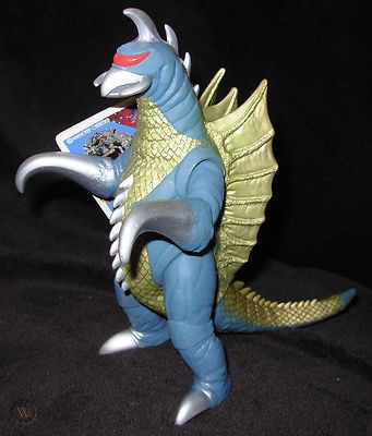 File:Bandai Japan Godzilla Island Series - Gigan.jpg