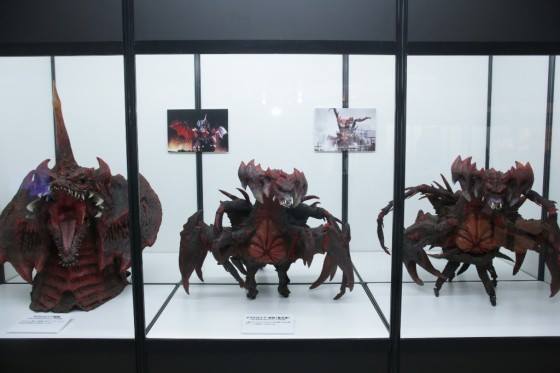 File:Great Godzilla 60 Years Special Effects Exhibition - Destoroyah Head and Aggregates.jpg
