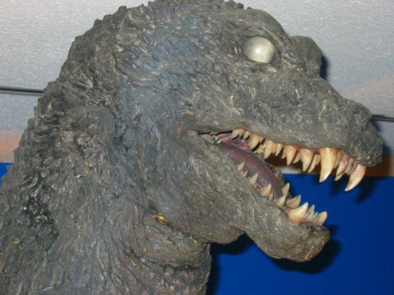 File:Godzilla Exhibit Japan photo by Stan Hyde 15.jpg