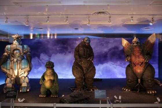 File:Great Godzilla 60 Years Special Effects Exhibition - MOGUERA, Little Godzilla, Godzilla and SpaceGodzilla.jpg