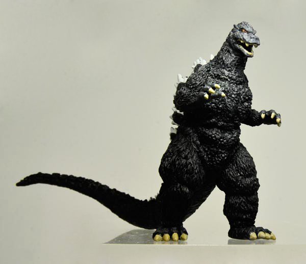 File:Bandai HG Shin Gojira Godzilla 1989.jpg