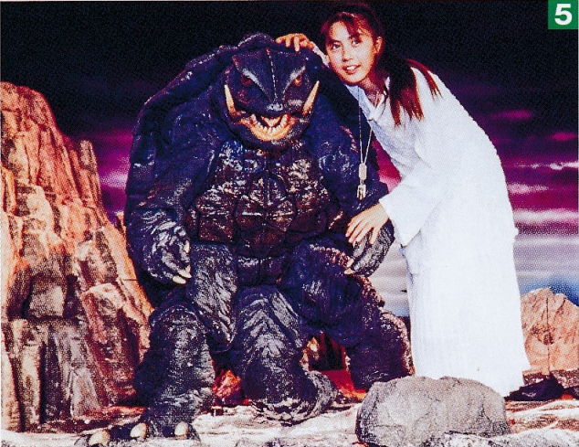 File:G1 Gamera press conference suit 2.png