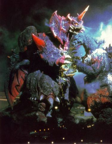 File:Destoroyah and Godzilla bleeding together.jpg