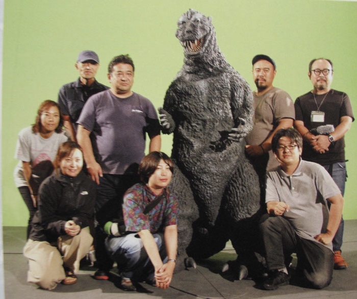 File:Godzilla Appears in Sukagawa 01.jpeg