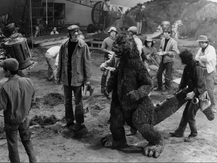 File:TOMG - Godzilla on set and MechaGodzilla being prepared.png