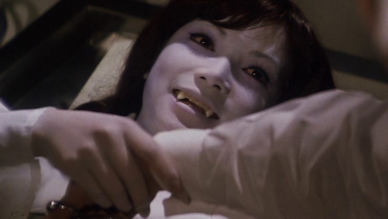 File:Lake of Dracula - vampire Natsuko attacks the nurse.jpg